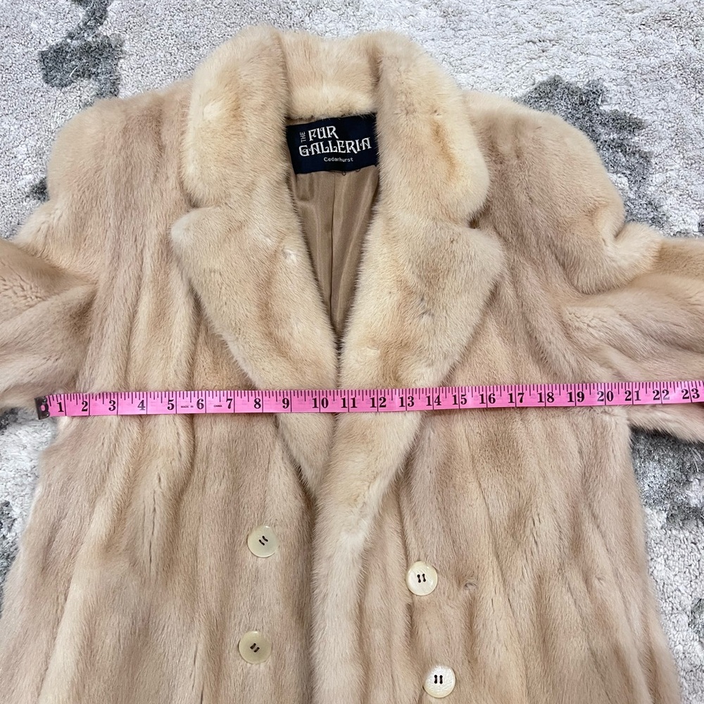 Gorgeous Vintage 70's Genuine Natural tan cream Mink Coat - Picture 5 of 7